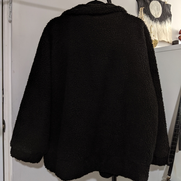 Black Teddy jacket - Picture 3 of 6
